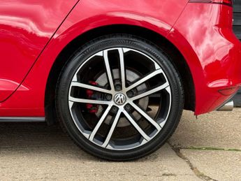 VOLKSWAGEN GOLF 2.0 Golf GTD Semi-Auto 5dr