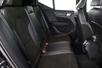 Volvo XC40 1.5 T3 R-Design Pro SUV 5dr Petrol Manual Euro 6 (s/s) (163 ps)
