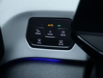 VOLKSWAGEN ID.3 Pro Performance 58kWh Business Hatchback 5dr Electric Auto (204 
