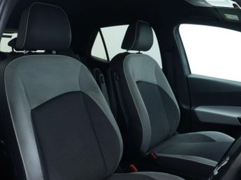 VOLKSWAGEN ID.3 Pro Performance 58kWh Business Hatchback 5dr Electric Auto (204 