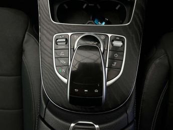 MERCEDES-BENZ E-CLASS 2.0 E 220 D AMG Line Auto 5dr