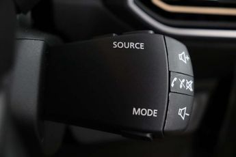 Dacia Jogger 1.6 Hybrid EXTREME MPV 5dr Petrol Hybrid Auto Euro 6 (s/s) (140 