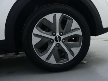 KIA NIRO 64kWh 2 SUV 5dr Electric Auto (201 bhp)
