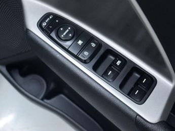 KIA NIRO 64kWh 2 SUV 5dr Electric Auto (201 bhp)