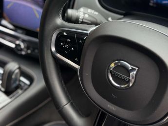 VOLVO S90 2.0 S90 R-Design T8 Recharge AWD Auto 4WD 4dr