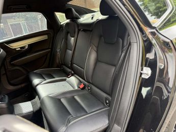 VOLVO S90 2.0 S90 R-Design T8 Recharge AWD Auto 4WD 4dr