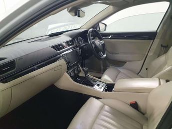 SKODA SUPERB 2.0 Superb Laurin & Klement TDI Semi-Automatic 5dr *NATIONAL DEL