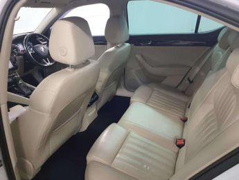 SKODA SUPERB 2.0 Superb Laurin & Klement TDI Semi-Automatic 5dr *NATIONAL DEL