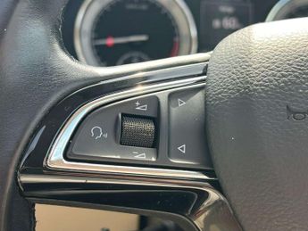 SKODA SUPERB 2.0 Superb Laurin & Klement TDI Semi-Automatic 5dr *NATIONAL DEL