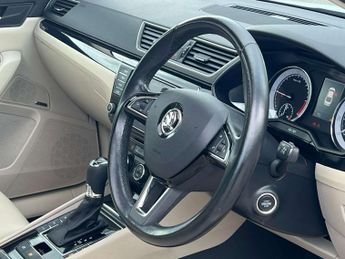 SKODA SUPERB 2.0 Superb Laurin & Klement TDI Semi-Automatic 5dr *NATIONAL DEL