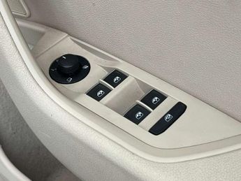 SKODA SUPERB 2.0 Superb Laurin & Klement TDI Semi-Automatic 5dr *NATIONAL DEL