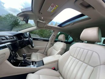 SKODA SUPERB 2.0 Superb Laurin & Klement TDI Semi-Automatic 5dr *NATIONAL DEL