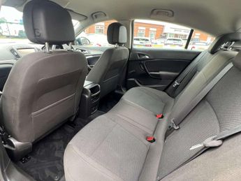 VAUXHALL INSIGNIA 1.6 Insignia Design Nav CDTi Automatic 5dr *NATIONAL DELIVERY*