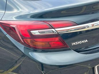 VAUXHALL INSIGNIA 1.6 Insignia Design Nav CDTi Automatic 5dr *NATIONAL DELIVERY*