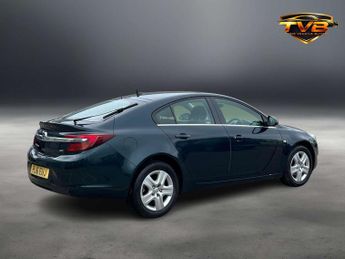 VAUXHALL INSIGNIA 1.6 Insignia Design Nav CDTi Automatic 5dr *NATIONAL DELIVERY*