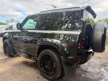 LAND ROVER DEFENDER 3.0 Defender Hard Top D MHEV Auto 4WD 3dr