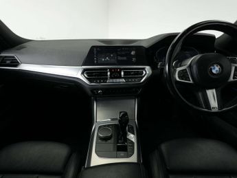 BMW 3 Series 2.0 330e xDrive M Sport Auto 4WD 5dr