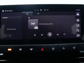MG MG4 51kWh SE Hatchback 5dr Electric Auto (170 ps)