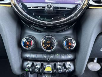 MINI HATCH Cooper S Electric Level 3 3dr
