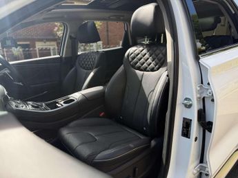 HYUNDAI SANTA FE 1.6 Santa Fe Ultimate HEV Auto 4WD 5dr