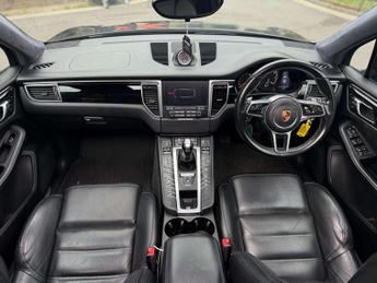 PORSCHE MACAN 3.6 Macan T Semi-Auto 4WD 5dr