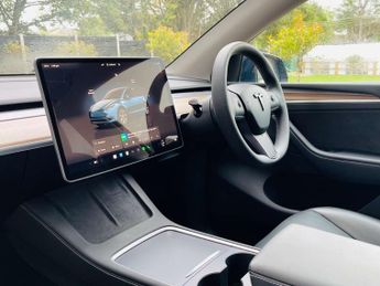 TESLA MODEL Y Model Y RWD 5dr