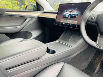 TESLA MODEL Y Model Y RWD 5dr