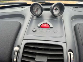 SMART ROADSTER 0.7 Roadster 80 Auto (RHD) 2dr