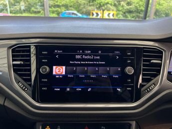 VOLKSWAGEN T-ROC 1.5 T-Roc R-Line TSi Evo Semi-Auto 5dr