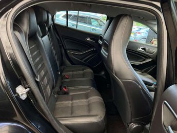 MERCEDES-BENZ GLA 1.6 GLA 180 Urban Edition Auto 5dr