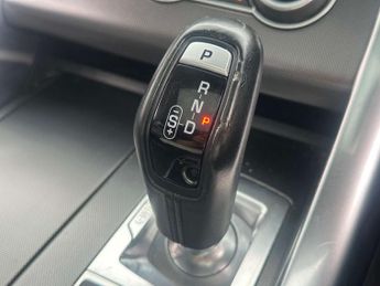 LAND ROVER RANGE ROVER SPORT 3.0 SD V6 HSE Dynamic SUV 5dr Diesel Auto 4WD Euro 6 (s/s) (306 