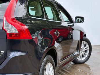 VOLVO XC60 2.4 XC60 SE Luxury Nav D5 AWD Auto 4WD 5dr