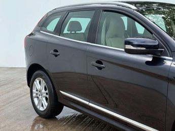 VOLVO XC60 2.4 XC60 SE Luxury Nav D5 AWD Auto 4WD 5dr
