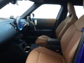 MINI COUNTRYMAN 1.5C MHEV Exclusive SUV 5dr Petrol Hybrid Auto Euro 6 (s/s) (170