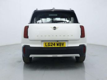 MINI COUNTRYMAN 1.5C MHEV Classic SUV 5dr Petrol Hybrid Auto Euro 6 (s/s) (170 p