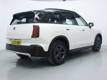 MINI COUNTRYMAN 1.5C MHEV Classic SUV 5dr Petrol Hybrid Auto Euro 6 (s/s) (170 p