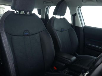 MINI COUNTRYMAN 1.5C MHEV Classic SUV 5dr Petrol Hybrid Auto Euro 6 (s/s) (170 p