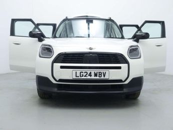 MINI COUNTRYMAN 1.5C MHEV Classic SUV 5dr Petrol Hybrid Auto Euro 6 (s/s) (170 p