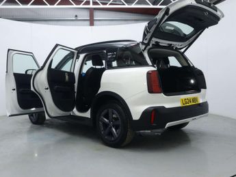 MINI COUNTRYMAN 1.5C MHEV Classic SUV 5dr Petrol Hybrid Auto Euro 6 (s/s) (170 p