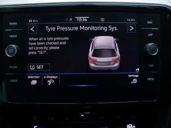 VOLKSWAGEN PASSAT 1.4 TSI 13kWh GTE Estate 5dr Petrol Plug-in Hybrid DSG Euro 6 (s