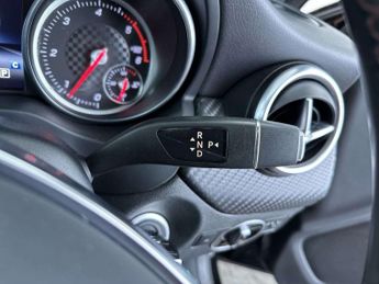 MERCEDES-BENZ A-CLASS 2.1 A 200 D AMG Line Executive Auto 5dr