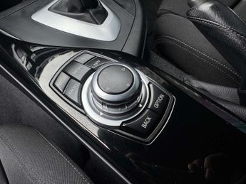 BMW 2 SERIES 2.0 220d xDrive Sport Auto 4WD 2dr