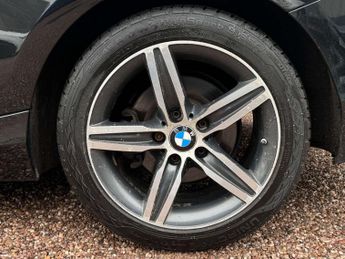 BMW 2 SERIES 2.0 220d xDrive Sport Auto 4WD 2dr
