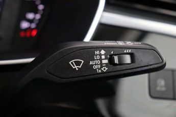 Audi Q3 1.4 TFSIe 45 Technik SUV 5dr Petrol Plug-in Hybrid S Tronic Euro
