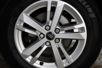 Audi Q3 1.4 TFSIe 45 Technik SUV 5dr Petrol Plug-in Hybrid S Tronic Euro