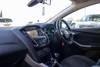 FORD FOCUS 1.0 Focus Zetec 5dr