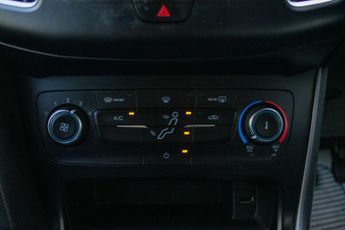 FORD FOCUS 1.0 Focus Zetec 5dr