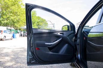 FORD FOCUS 1.0 Focus Zetec 5dr
