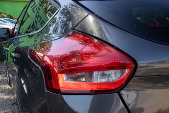 FORD FOCUS 1.0 Focus Zetec 5dr