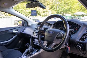 FORD FOCUS 1.0 Focus Zetec 5dr
